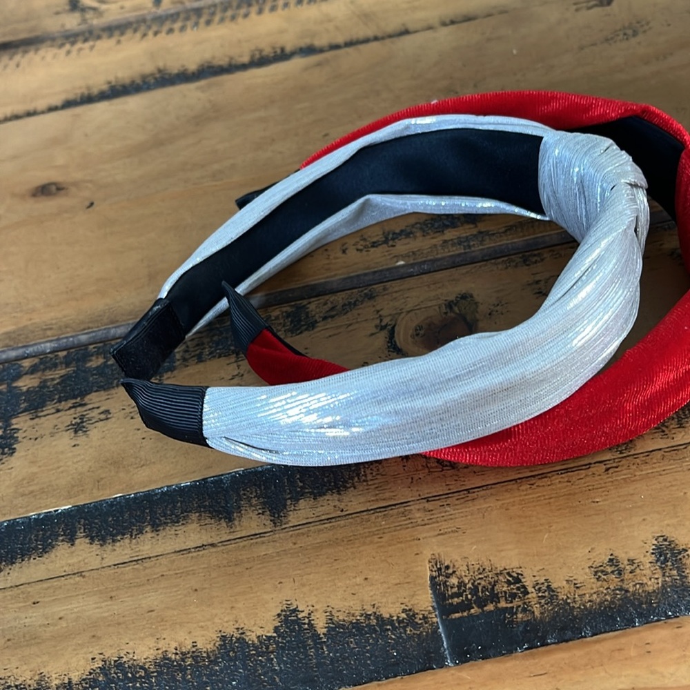 Two headbands - Picture 2 of 4